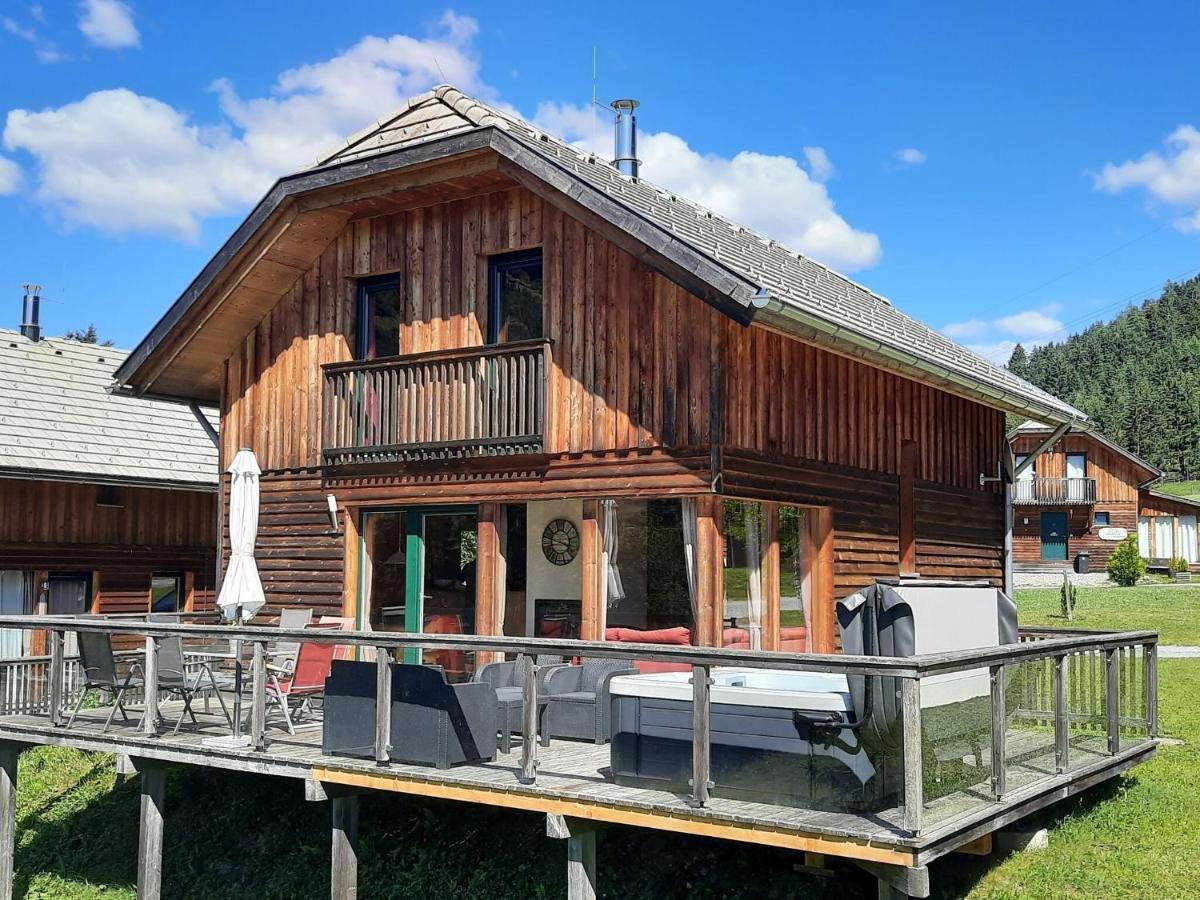 Chalet In St Georgen Ob Murau With Hot Tub Санкт-Георген-об-Мурау Экстерьер фото